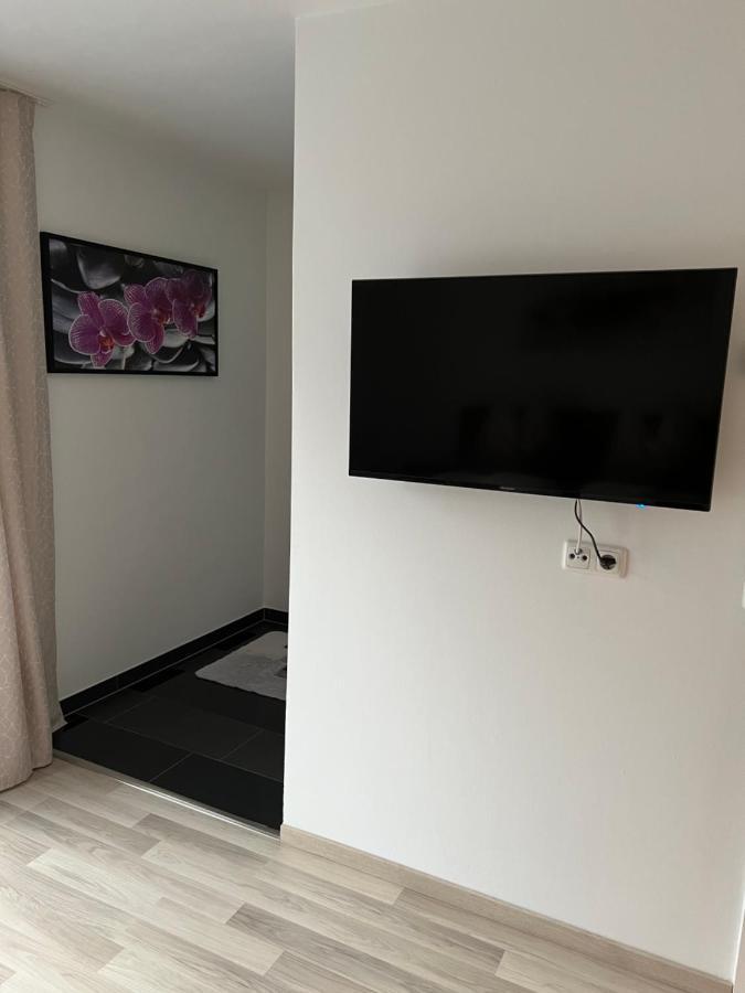 Apartment 1 Gaeste 施奥弗灵 外观 照片